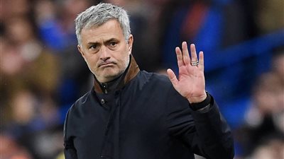 مورينيو يعلن قائمة مانشستر يونايتد للقاء واتفورد