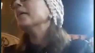 الله عليكي ياست.. فتاة تونسية تشعل السوشيال ميديا بالغناء لأم كلثوم 