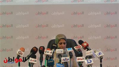 فيديو.. وزيرة الصحة تأمر بإغلاق وحدة الغسيل الكلوي بـ