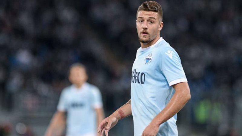 نجم لاتسيو ميلينكوفيتش