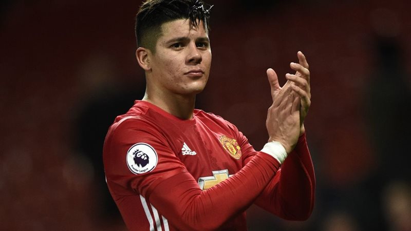 مدافع مانشستر يونايتد