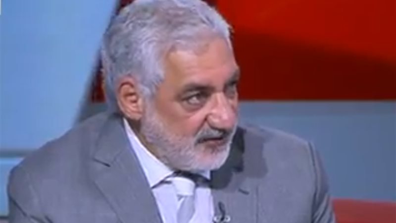  الدكتور عبد اللطيف