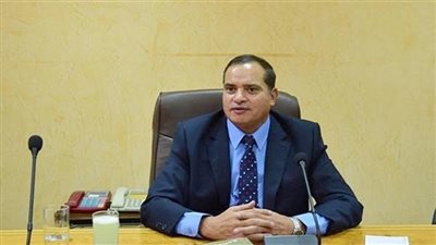 بحضور رئيس جامعة سوهاج وزير التعليم العالي يفتتح  أسبوع  المدن بـ السويس