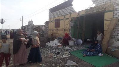 فيديو.. تشريد ٣٠ أسرة بـ