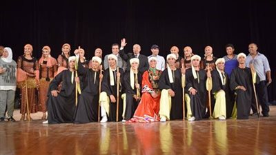 العالم يرقص في محفل الإسماعيلية الدولي .. بوابة السلام تفتح أبوابها للفنون الشعبية