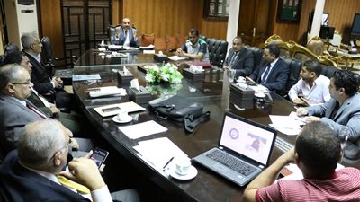 جامعة بني سويف: إعداد لائحة موحدة للقطاعات العلمية والبحثية والعلوم الإنسانية