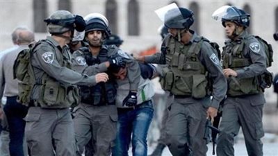 فيديو وصور .. الصهاينة يدنسون الأقصى بـ 