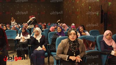 صور.. وزيرة التضامن تشهد حفل تخرج أول دفعة من الدبلومة المهنية فى مواجهة تعاطى المخدرات
