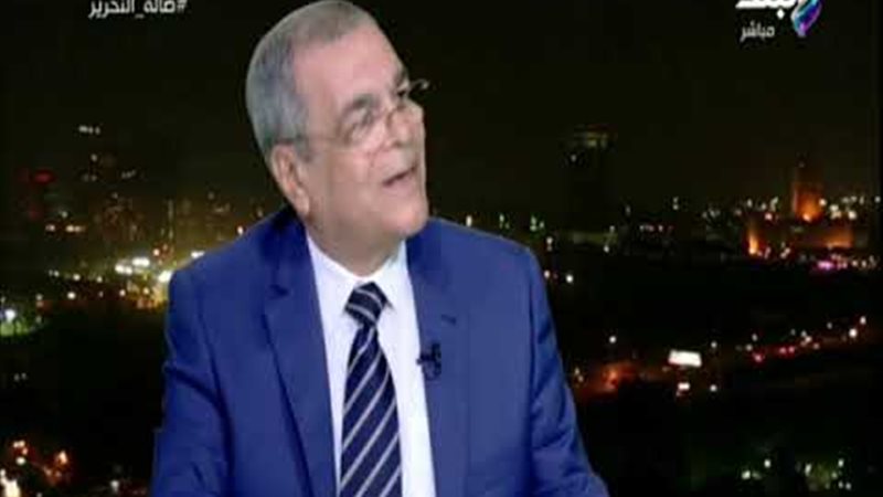  الدكتور مدحت يوسف،