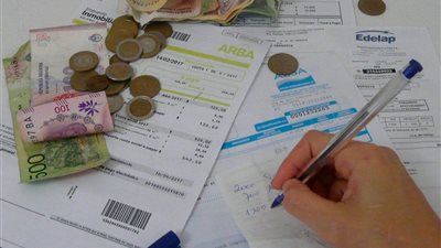 صحيفة أرجنتينية تصف مشكلات زيادة فواتير الكهرباء بـ بيونس أيريس