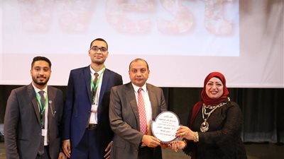 رئيس جامعة بني سويف: كلية العلوم لها دورا بارزا فى إنشاء العديد من الكليات والمعاهد بالجامعة  