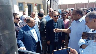وزير التنمية المحلية ومحافظ أسيوط يتفقدان الأعمال الإنشائية لقصر ثقافة الزعيم جمال عبدالناصر ببني مر
