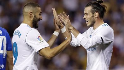 بيل وبنزيما يقودان هجوم ريال مدريد ضد روما