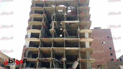صور.. إزالة عقار مكون من 10 أدوار بمصر القديمة بأوامر من محافظ القاهرة