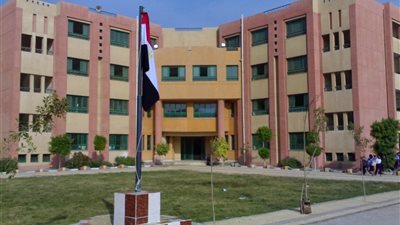 بدء استلام ملفات الطلاب للإلتحاق بالمدارس الرسمية الدولية بالغربية