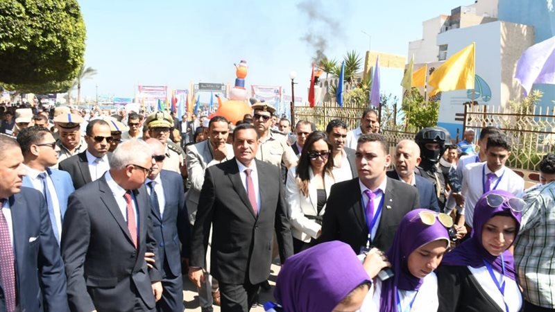 افتتاح مدرسة-البحيرة-العيد