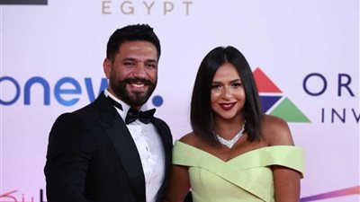 فاعليات مهرجان الجونة السينمائي 2018.. منافسة بين الفنانين وزوجاتهم على خطف الأضواء