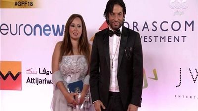 بعد إثارته للجدل في مهرجان الجونة السينمائي .. عمرو سعد يكشف سر إطلالته الغريبة