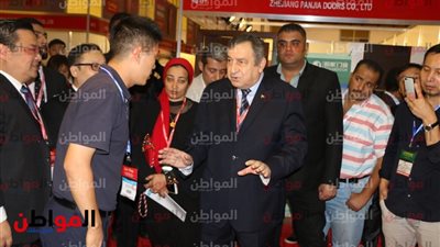 عصام شرف: استضافة المعرض الاستيرادى الدولى الصينى لخلق منصة مفتوحة لجميع الدول