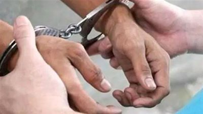 ضبط عاطل بحوزته فرد خرطوش و200 قرص مخدر بـ شبرا الخيمة
