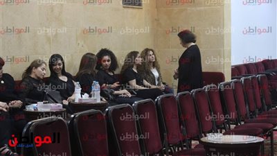 فيديو.. وصول النجمة شيرى عادل عزاء الراحل جميل راتب بالحامدية الشاذلية
