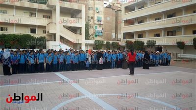 صور وفيديو.. السرور يسيطر على طلاب البحيرة مع بداية العام الدراسي الجديد