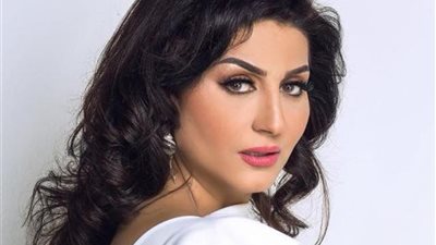 تعرف على سبب تواجد وفاء عامر في بيروت 