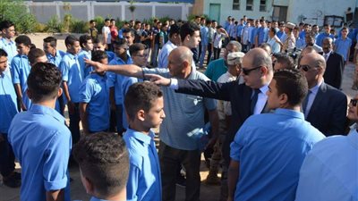 في أول أيام العام الدراسي.. محافظ الغربية يتفقد المدارس بالغربية 