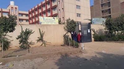 استعدادا للعام الدراسى الجديد 2018.. حملات نظافة ورفع الإشغالات بمحيط مدارس الخصوص