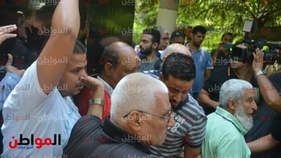صور.. الخطيب ووزير الدفاع على رأس حضور جنازة عادل هيكل