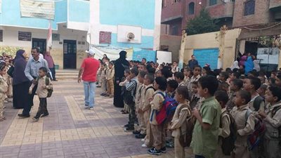 في أول أيام العام الدراسي الجديد.. مشاجرات بين أولياء الأمور ببني سويف والسبب!
