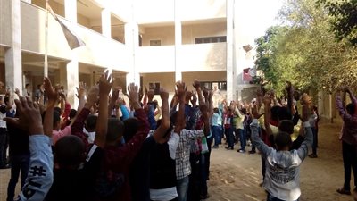 بوابة المواطن.. ترصد أول طابور صباح بأحد المعاهد الأزهرية في سوهاج