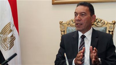 الدكتور هانى الناظر ينفي ما تردد عن تسبب مرقة الدجاج والاندومي والشيبسي للسرطان