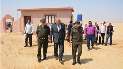 صور.. الخدمة الوطنية تبحث آليات إنشاء قري نموذجية في الوادي الجديد