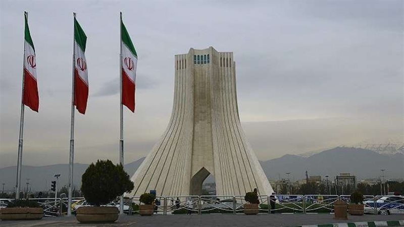 إيران