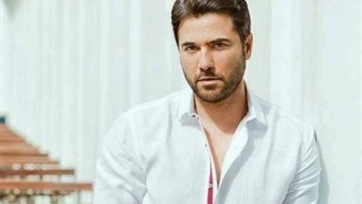 أحمد عز يواصل تصوير فيلم الممر 
