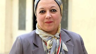 ماجدة نصر: المتخرجون حديثاً وراء أزمة الدروس الخصوصية 