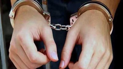 ضبط شخص بحوزته 250 جرام من مخدر الاستروكس في باب الشعرية 