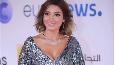  مهرجان الجونة السينمائي يتزين بيوسف شاهين .. وروجينا تعلق .. ماذا قالت ؟