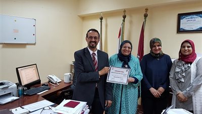 احتفالا ببدء العام الدراسي الجديد.. كلية التمريض بـ الفيوم تحتفل بالطلاب الجدد