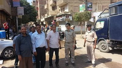 صور.. إزالة 341 حالة إشغالات بشوارع الفشن ببني سويف 