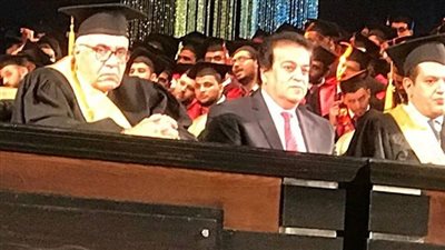 صور.. جامعة المستقبل تحتفل بتخرج دفعات جديدة بحضور وزير التعليم العالي