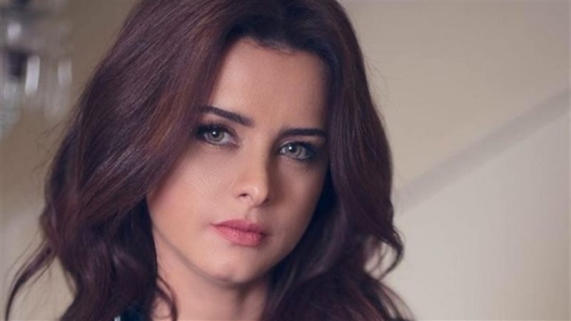 الفنانة اللبنانية