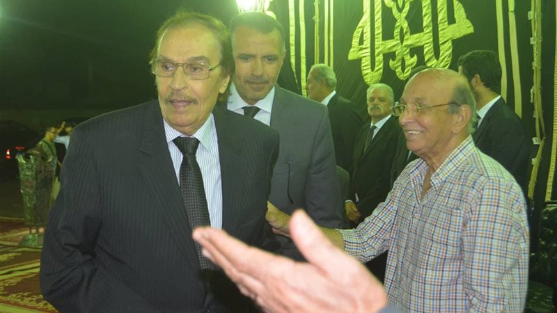 عزت العلايلى