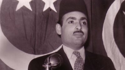 أنفوجراف| أحمد حسين.. أسس مشروع القرش لسداد ديون مصر وختم حياته بالقرآن