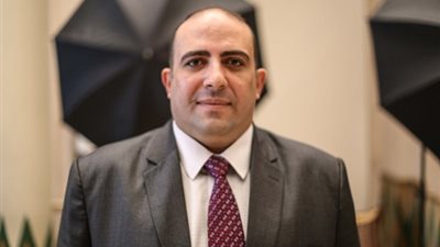 نائب لـ 
