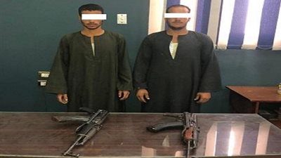 ضبط المتهمين بإطلاق النار على أحد الأشخاص لخلافات بينهم في أسيوط 