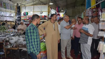 محافظ الوادي الجديد يفتتح المعرض السنوي للسلع المنزلية بمدينة الخارجة
