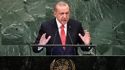 أردوغان يهاجم الأسد والحُجة: السلام