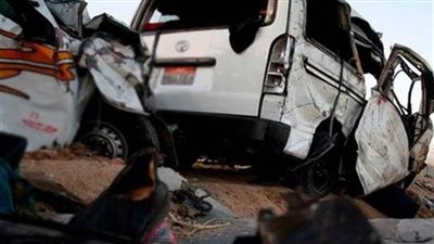إصابة 6 أشخاص في حادث تصادم سيارتين بالقرب من قرية بنبان شمال أسوان